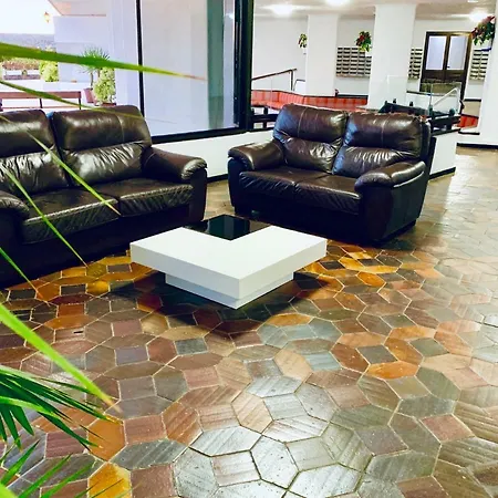 Frente Al Mar- Club Villamar Апартаменты Адехе